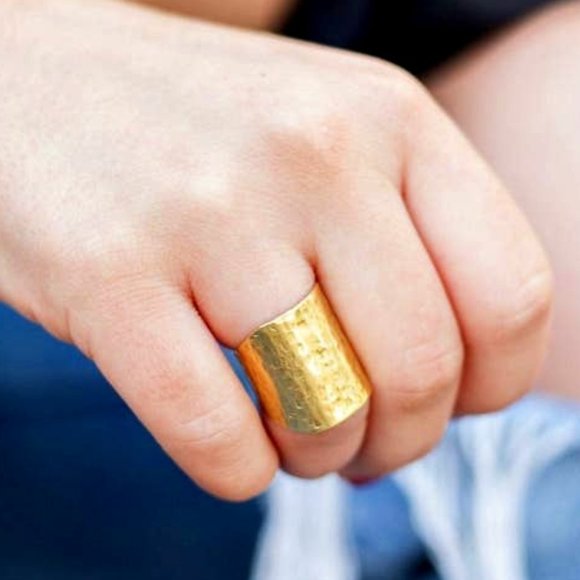 Short Hammer BrassTextured Armor Ring! - Picture 1 of 2